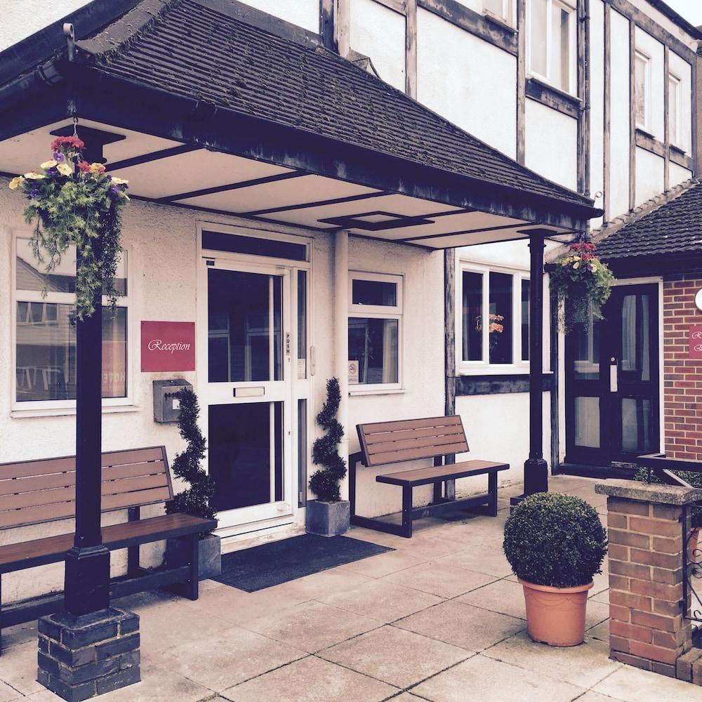 Stockwood Hotel - Luton Airport Eksteriør billede